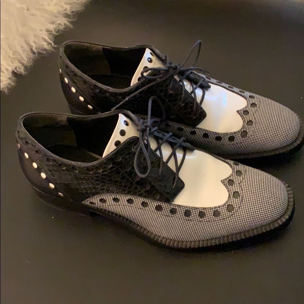 Alexander Wang Black and White Oxfords 36.5